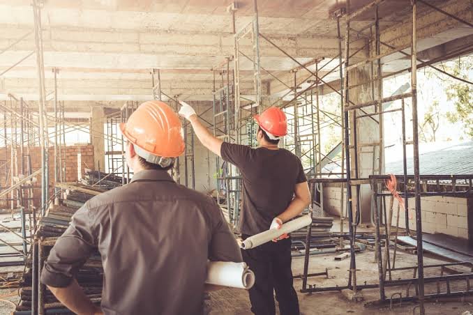Construtora atrasou a obra do seu imóvel?